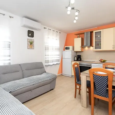 Adria-holiday House With A Private Pool In Krk *