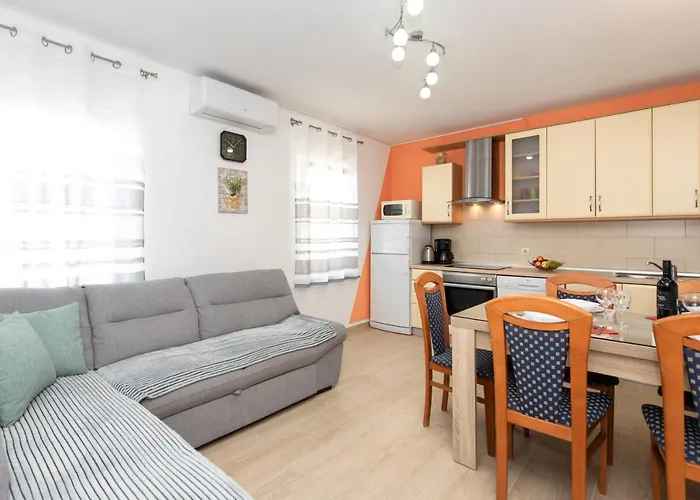 Adria-holiday House With A Private Pool In Krk *